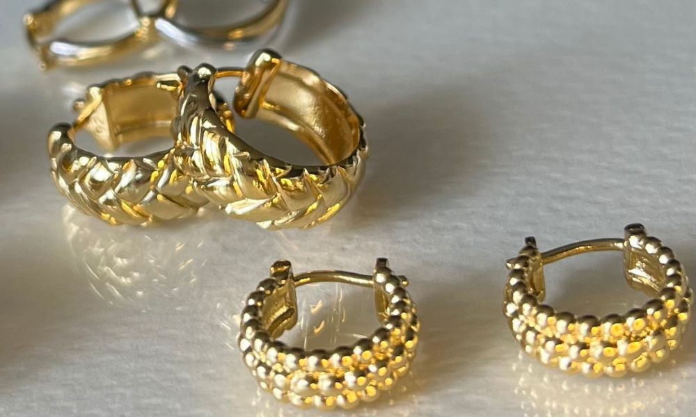 Looking for Gold Hoops You Can Wear Every Day? Here's What to Look For